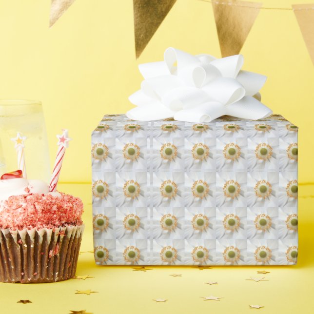 Papier Cadeau Modèle floral d'anémone japonais blanc (Fête d'anniversaire)
