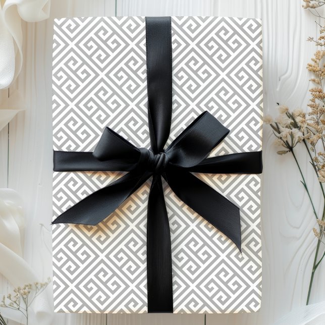 Papier Cadeau Motif de Maze Clé Grec Chic (Créateur téléchargé)