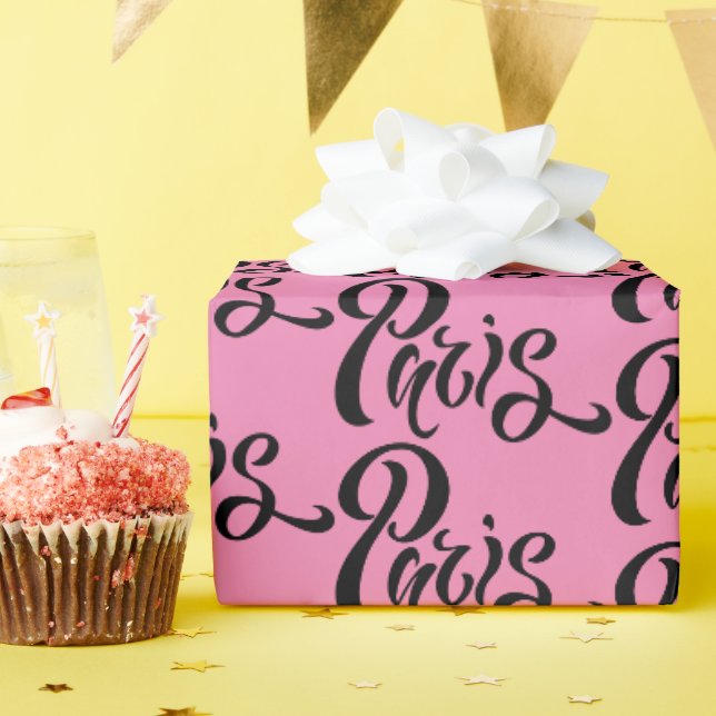 Papier Cadeau Motif de typographie Chic Pink et Black Paris (Fête d'anniversaire)