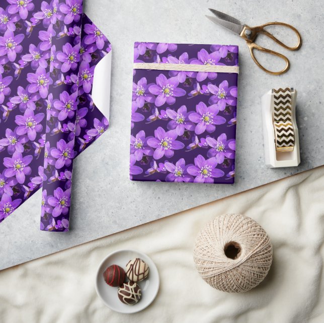 Papier Cadeau Motif Fleurs Violettes (Artisanat)