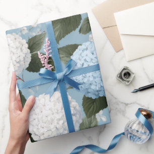 Papier Cadeau Motif floral d'hortensia bleu doux Cottagecore