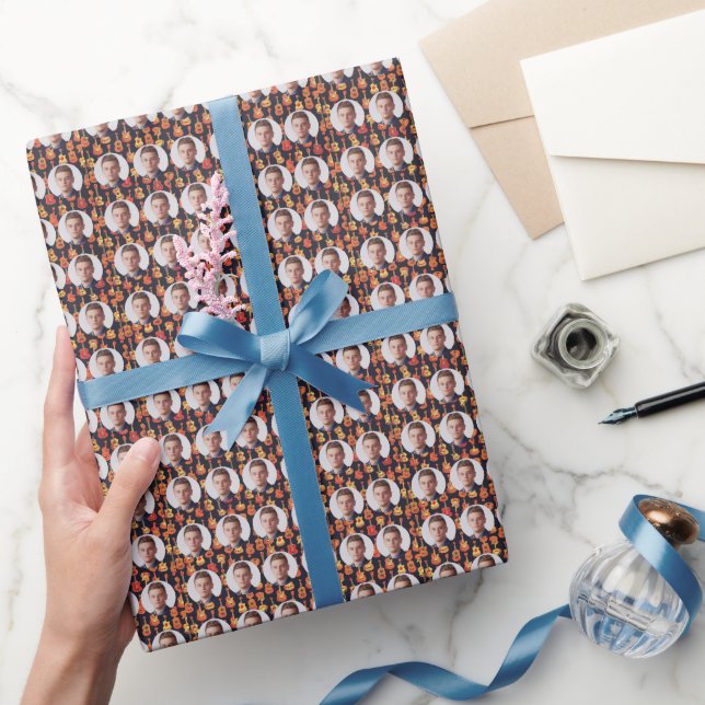 Papier Cadeau Motif guitare des faces personnalisées (Cadeaux)