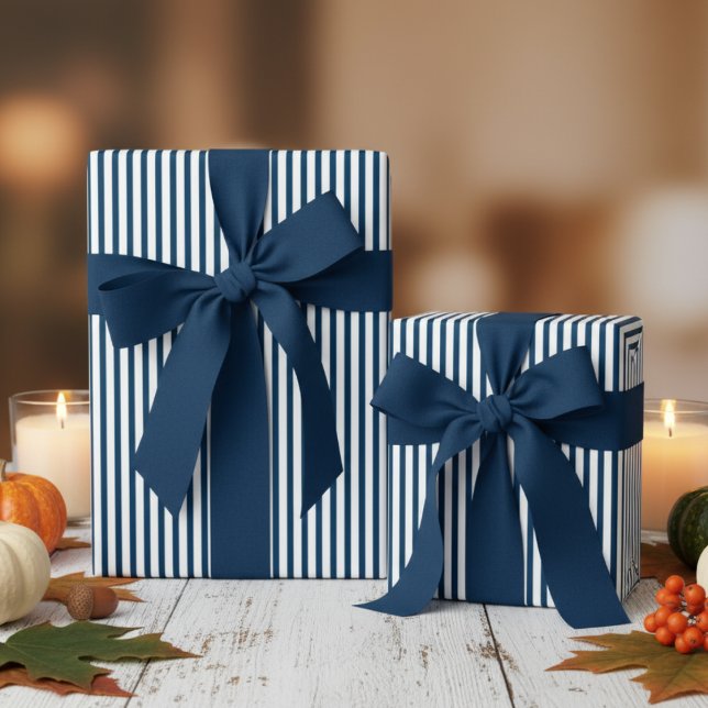 Papier Cadeau Motif Prussien Bleu et Blancs (Modern & Classic Prussian Blue Wrapping Paper. Trendy Prussian Blue & White Chic Stripes Pattern)