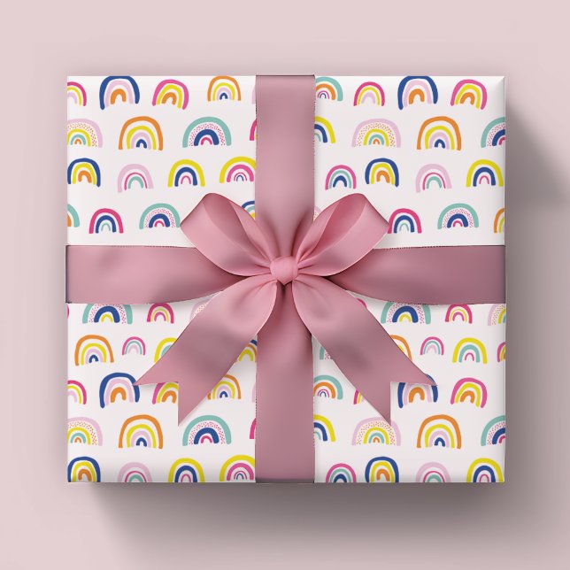 Papier Cadeau Motif Rainbow pour enfants (Rainbow pattern wrapping paper, ideal for girls birthday or baby shower celebrations)