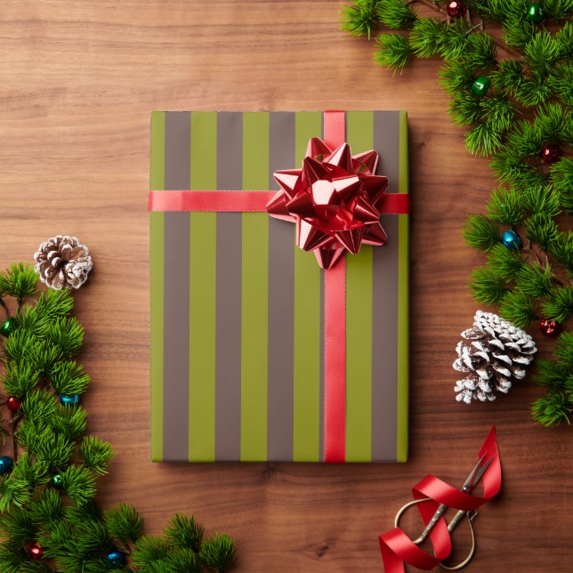 Papier Cadeau Motif rayé en chocolat brun et vert olive (Cadeau de vacances)