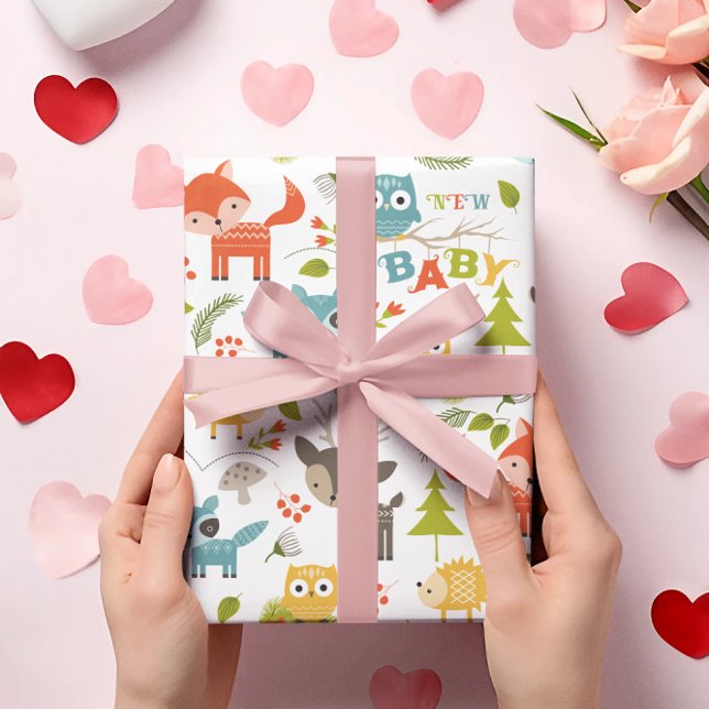 Papier Cadeau Nouvelle Typographie Bébé Avec De Bons Animaux En  (Créateur téléchargé)