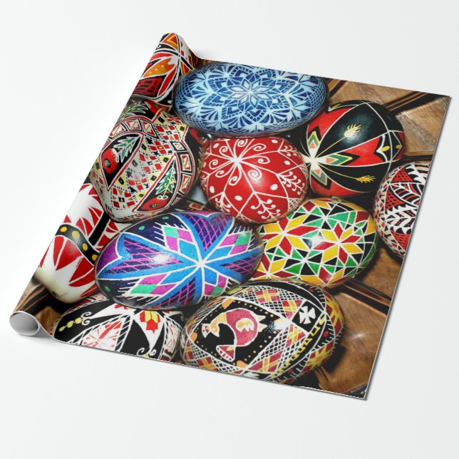 Papier Cadeau OEufs de Pâques ukrainiens colorés (Déroulé)