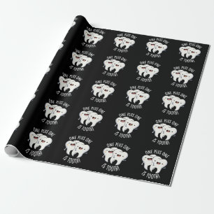Papier Cadeau One Plus One Est Drôle Dentelle Tooth Pun Dentaire