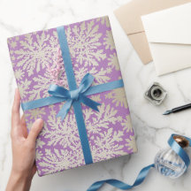 Papier d'emballage vintage pourpre avec Snowflakes