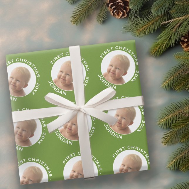 Papier Cadeau Première photo de Noël du bébé Nom et année person (Personalized Wrapping paper - 1 Photo)