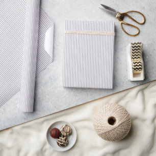 Papier Cadeau Prune Poussiéreuse Rayures Minces