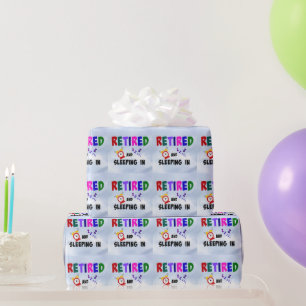 Papier Cadeau Retraité et dormant dans le papier d'enveloppement