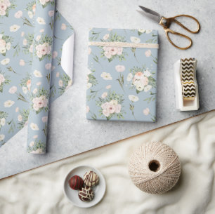 Papier Cadeau Roses roses pâles sur fond bleu 