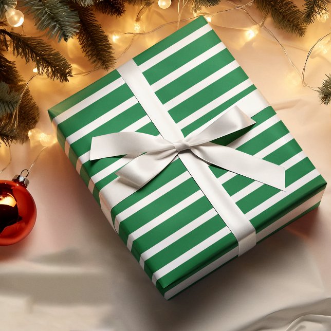 Papier Cadeau Simple Chic Blancs Motif Sur Vert (Créateur téléchargé)