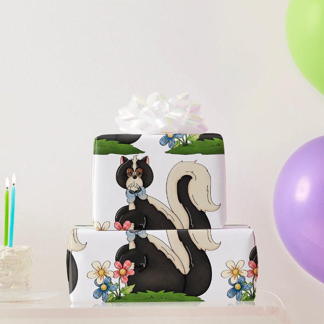Papier Cadeau Skunk Avec Fleurs (Créateur téléchargé)