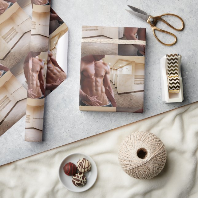 Papier Cadeau SlipperyJoe cheminée homme musclé six pack abs (Artisanat)