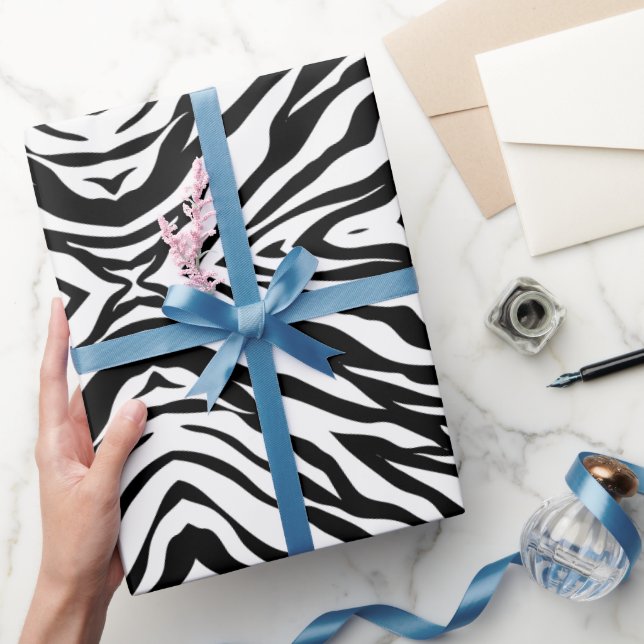 Papier Cadeau Soirée d'anniversaire en safari imprimé noir blanc (Cadeaux)