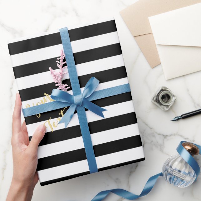 Papier Cadeau Style moderne Black White Stripes Élégant Or Texte (Cadeaux)