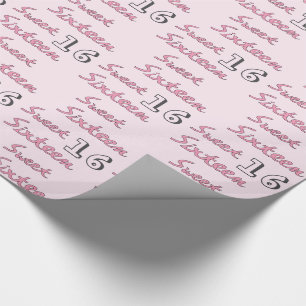 Papier Cadeau Sweet sixteen en rose avec le numéro 16 sur rose c