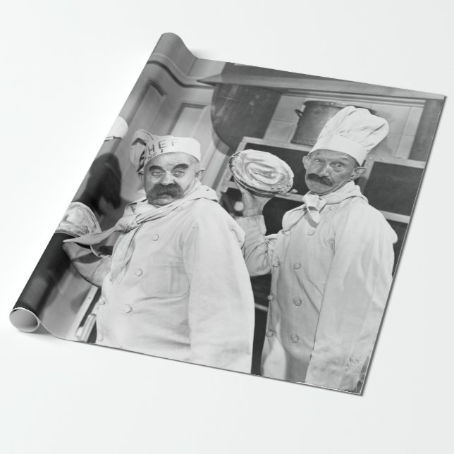 Papier Cadeau Trois chefs tenant des tartes pour une bagarre dan (Déroulé)