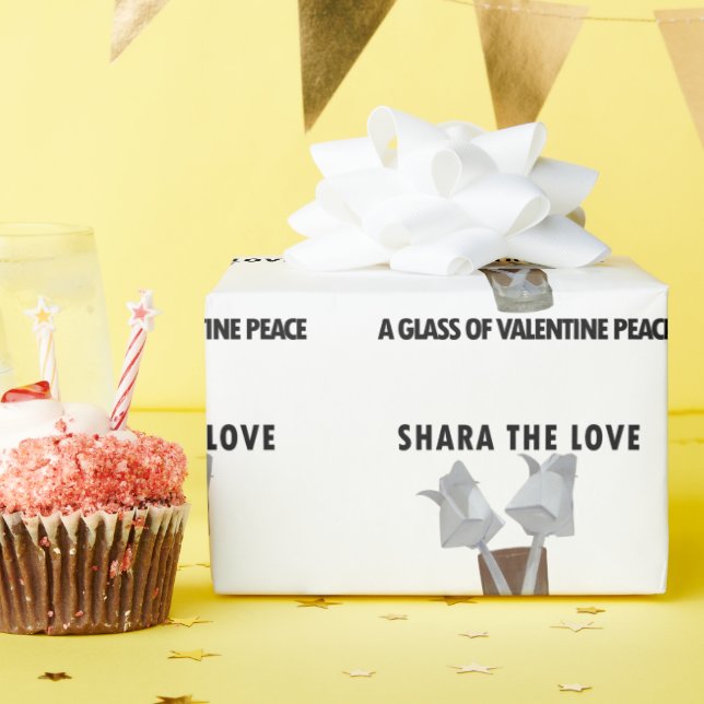 Papier Cadeau Un verre de paix valentine. (Fête d'anniversaire)
