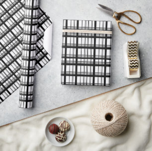 Papier Cadeau Vacances en Tartan noir et blanc moderne