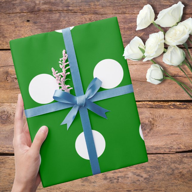 Papier Cadeau Vert blanc moyen Pois (Créateur téléchargé)