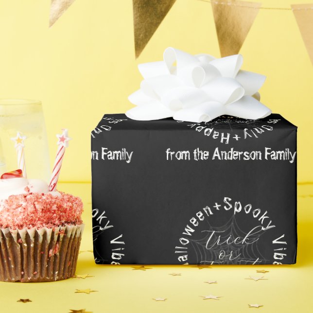 Papier Cadeau Vibes éffrayantes uniquement Noir et blanc Hallowe (Fête d'anniversaire)