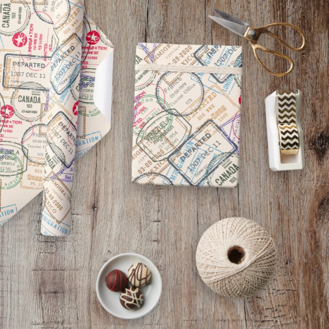 Papier Cadeau Voyage de timbres de passeport (Créateur téléchargé)
