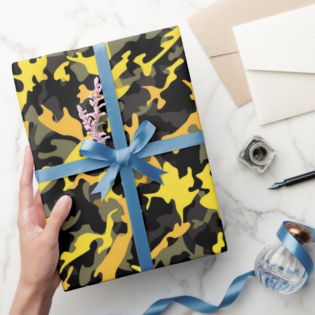 Papier Cadeau Yellow and Black Military Wrapping Paper (Cadeaux)
