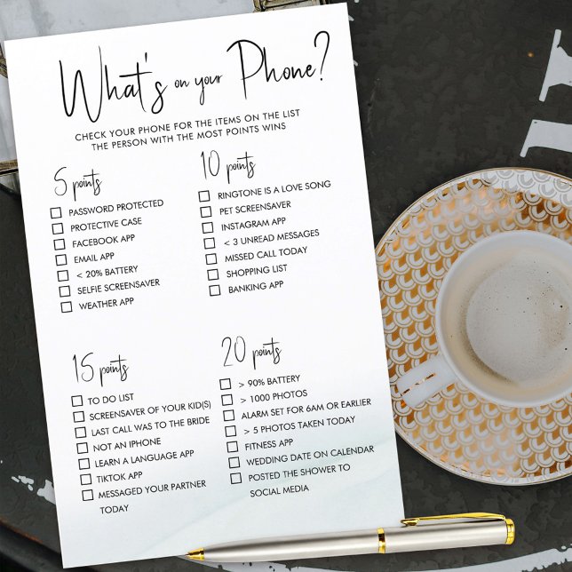 Papier Ce que sur votre Fête des mariées de téléphone Jeu (What's on your Phone bridal shower game for guests to score points depending what's on their phone)