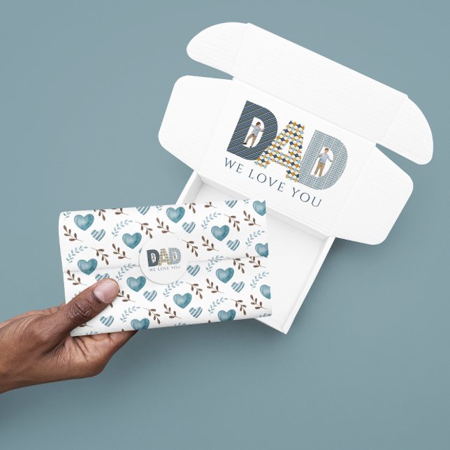 Papier de soie bleu à coeur aquarelle  (Celebrate dad with this thoughtful tissue paper! Matching collection available! )