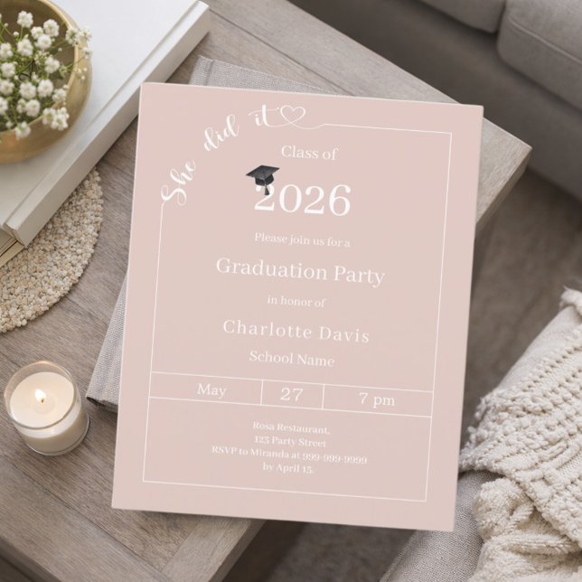 Papier Graduation party blush pink She did it invitation (Créateur téléchargé)