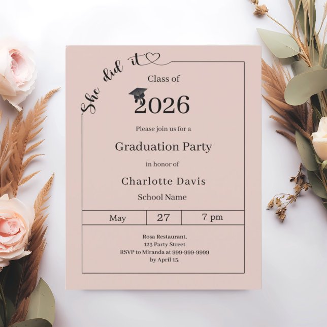 Papier Graduation party blush pink She did it invitation (Créateur téléchargé)
