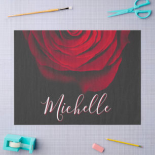 Papier Mousseline Photographie vintage de rose rouge avec monogramme