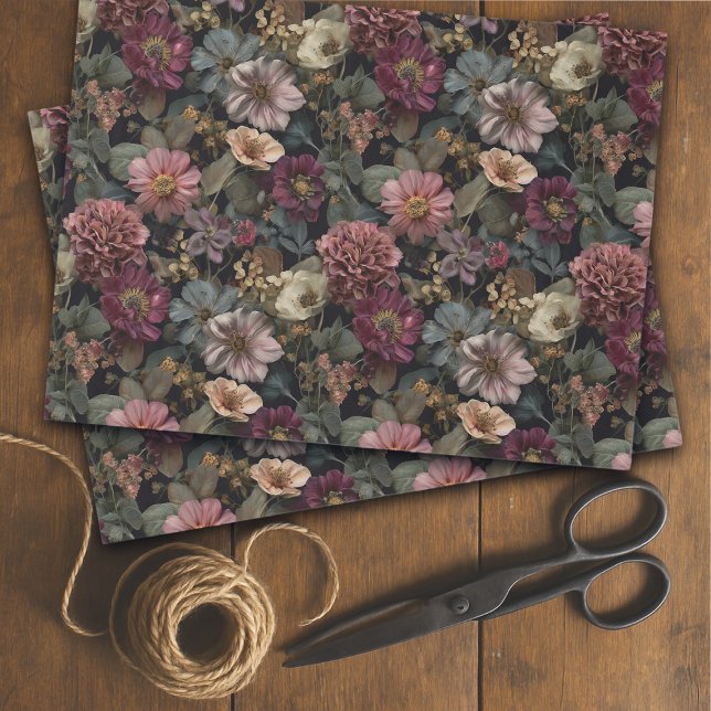 Papier Mousseline Whimsical Dark Moody Muted Floral Decoupage (Créateur téléchargé)