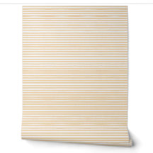 Papier Peint à Rayures Jaunes | Nurserie Lumineuse