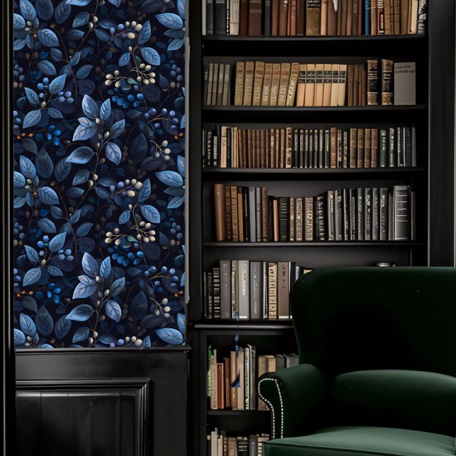 Papier Peint Dark Academia Fauna Bleue (Dark Academia Blue Fauna Wallpaper in a library.)