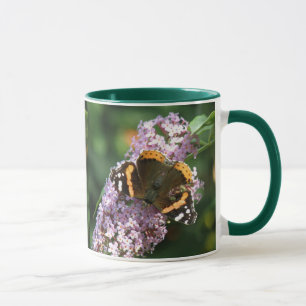 Papillon de l'amiral rouge et Bouddleia Mug