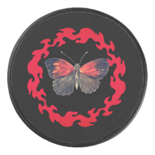 Papillon rouge dans un cercle de feu - Symbole de