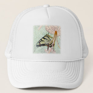 Papillon Tiger Swallowtail sur le Casquette de Tur