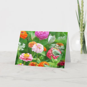 Papillons dans une carte de voeux de Jardin Zinnia