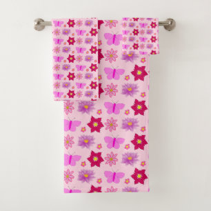 Papillons et fleurs roses pour bébé fille à motifs
