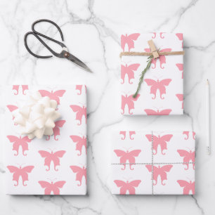 Papillons roses Enveloppant les feuilles de papier