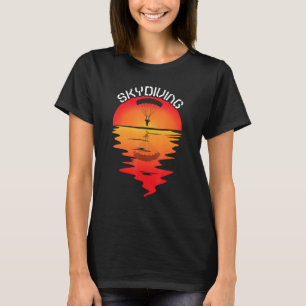Parachuting Skydiver Vintage Sunset Parachutist Sk T-Shirt