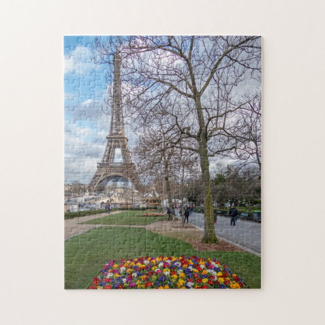 Paris Eiffel Tower in Spring puzzle (Vertical)