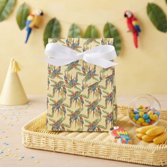 Parrot Favor Box (Creator Uploaded)