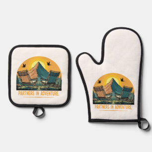  Partners in Adventure   Retro Mountain Camping  Oven Mitt & Pot Holder Set