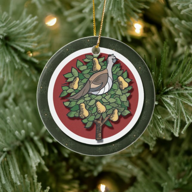 Partridge Dans Un Ornement D'Arbre À Ours (Arbre)