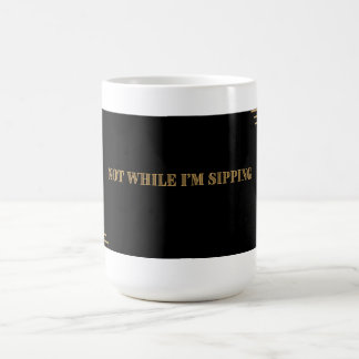 Pas pendant que je sirote de la tasse